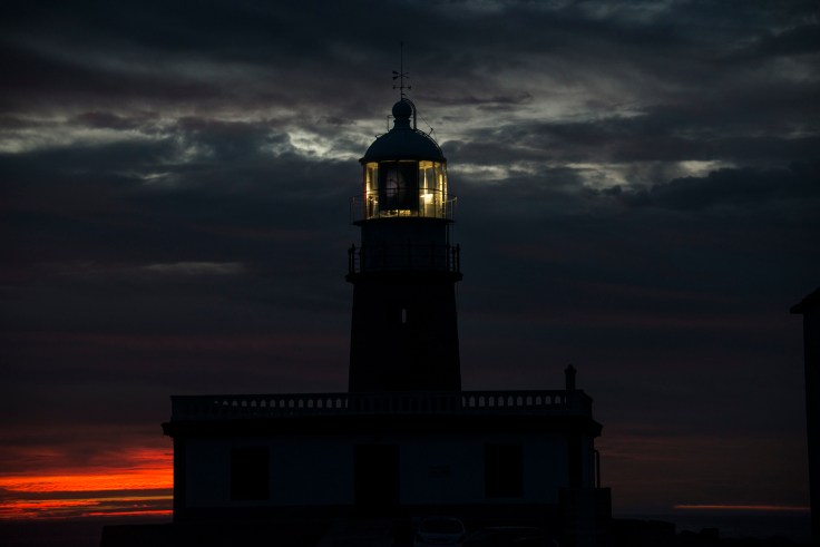 corrubedo-faro-oscuridad-rojo.jpg