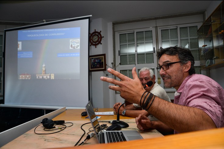 miguel-angel-vidal-arqueologia-corrubedo.JPG