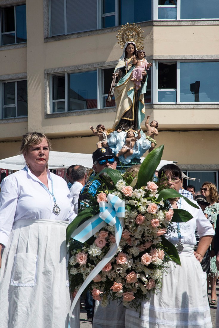 procesion-corrubedo-4.JPG