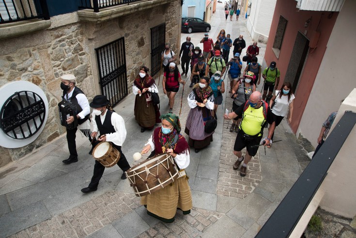 camino-santiago-corrubedo-andando